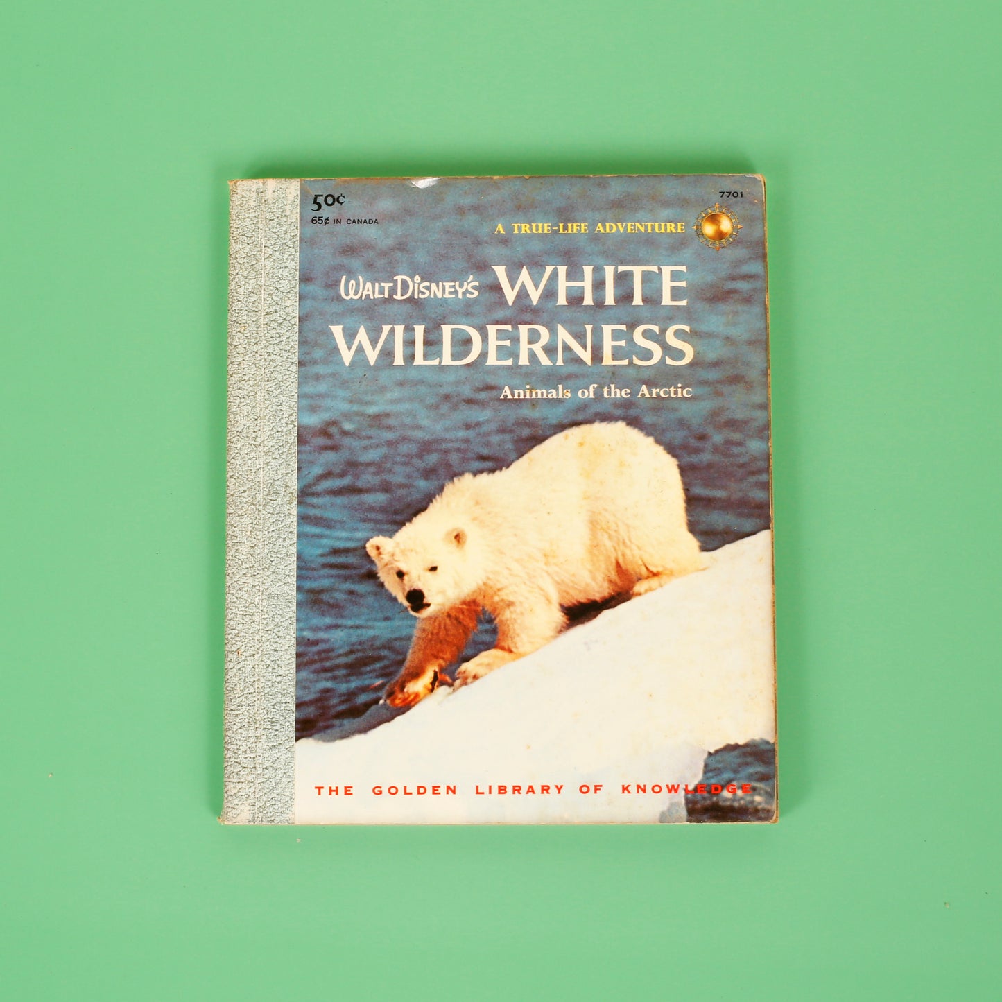 Walt Disney's White Wilderness (The Golden Library of Knowledge)
