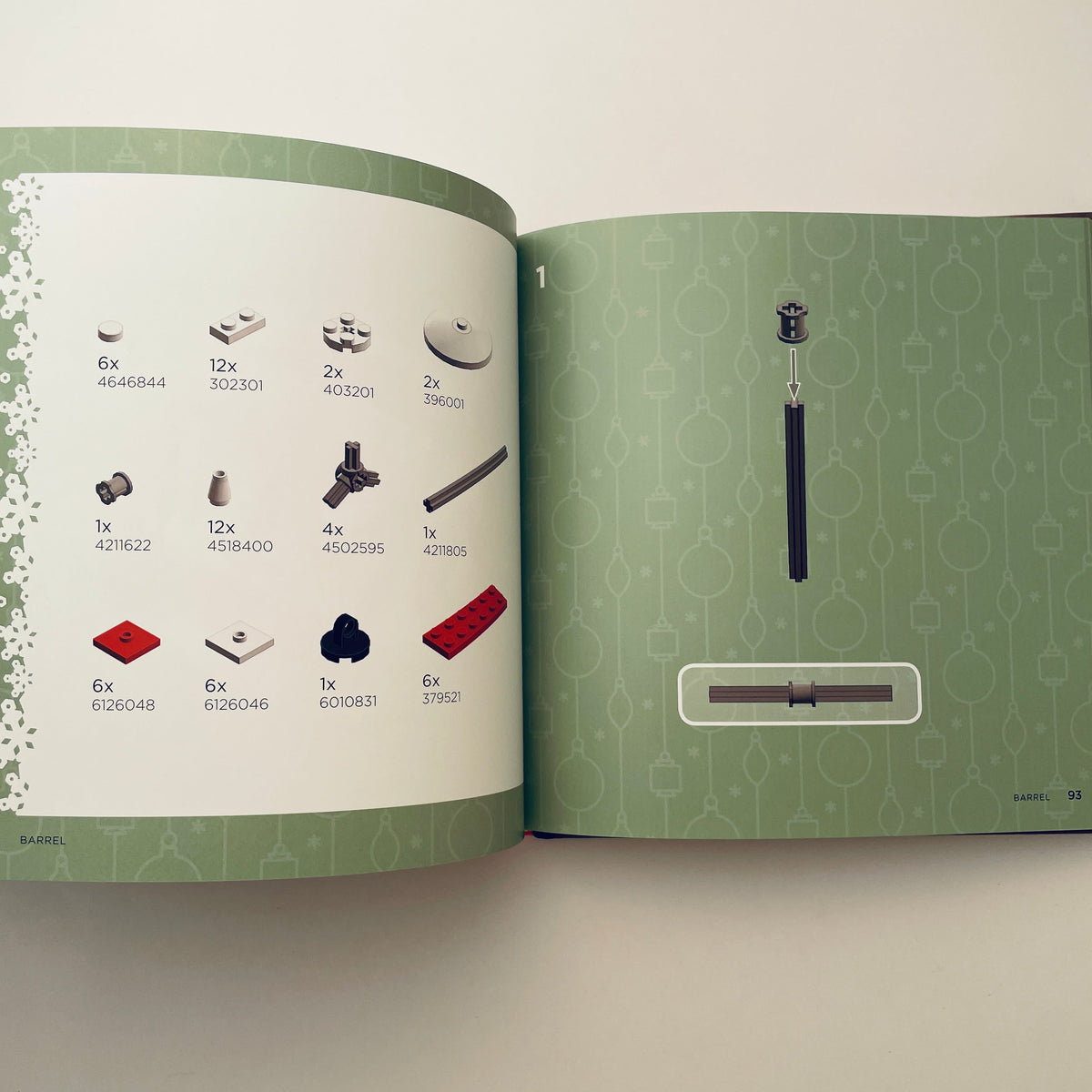 The LEGO Christmas Ornaments Book