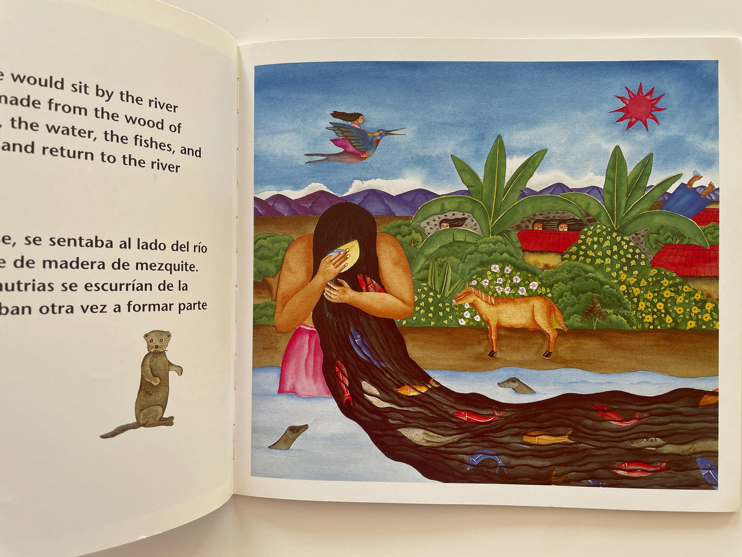 Spanish-English copy of The Woman Who Outshone the Sun; La Mujer Que Brillaba Aún Más que el sol by Alejandro Martinez