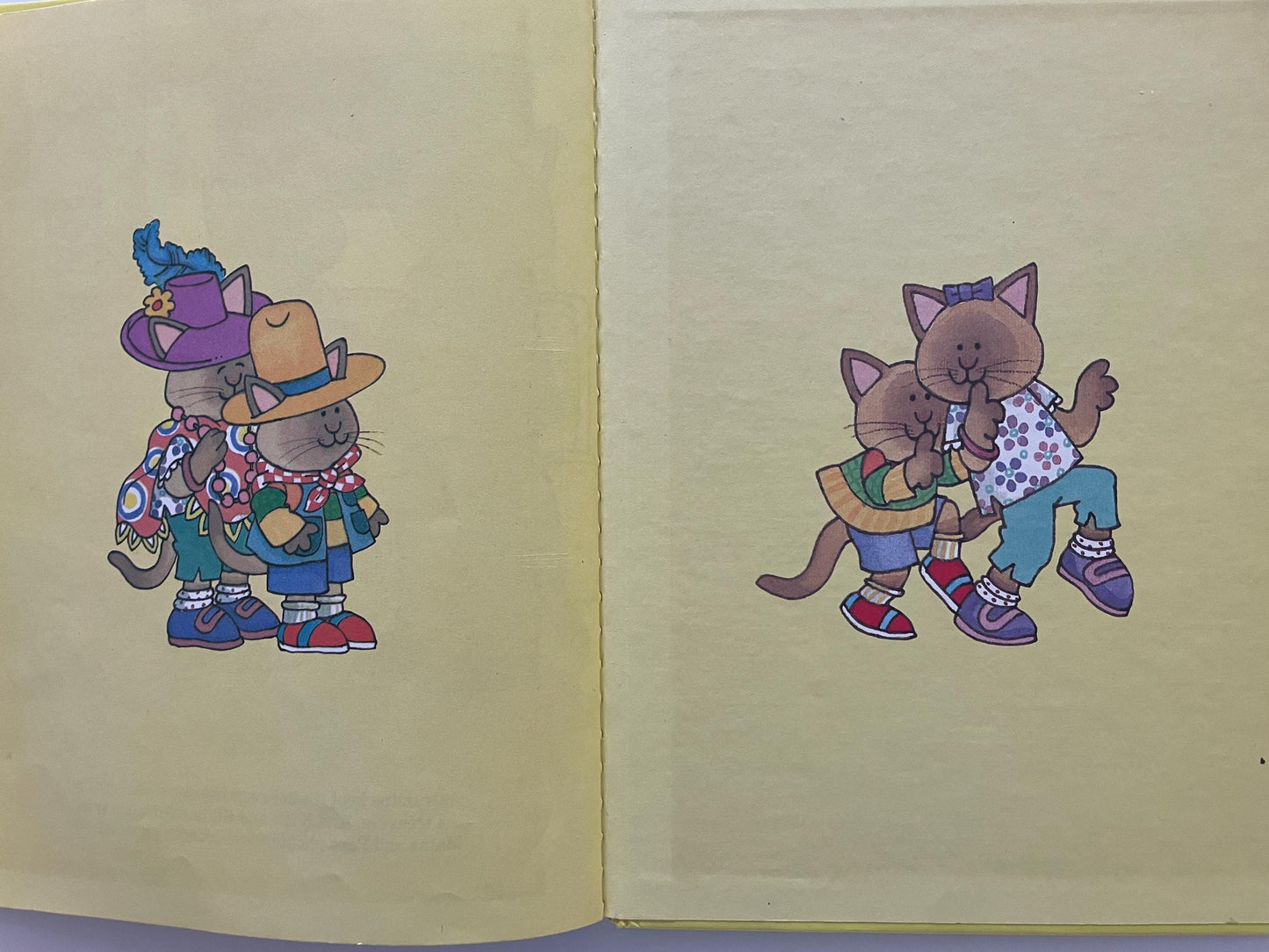 Kitten Kids and the Treasure Hunt by Tomie de Paola