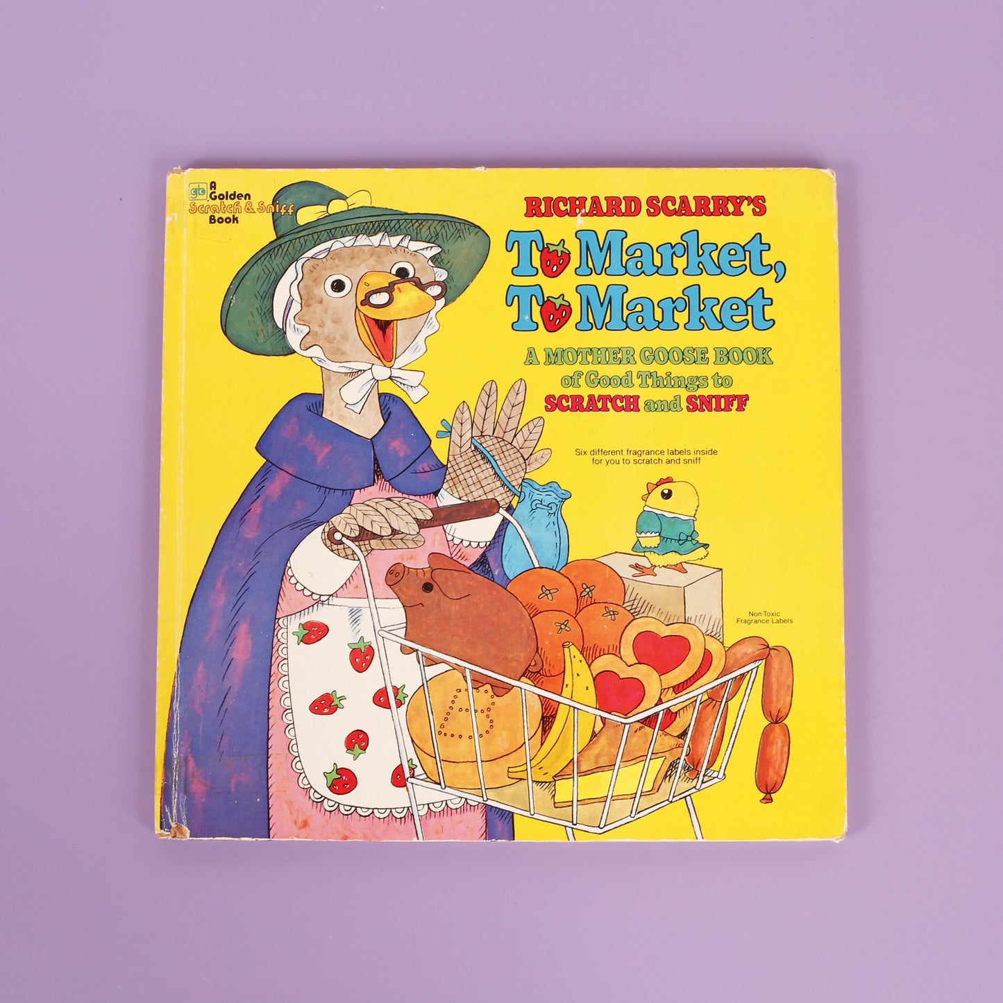 Richard Scarry's To Market, To Market (Scratch and Sniff Book)