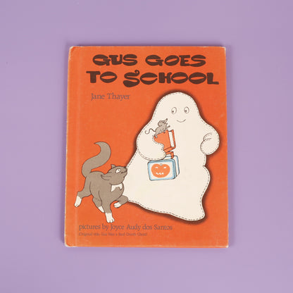 Gus Goes To School