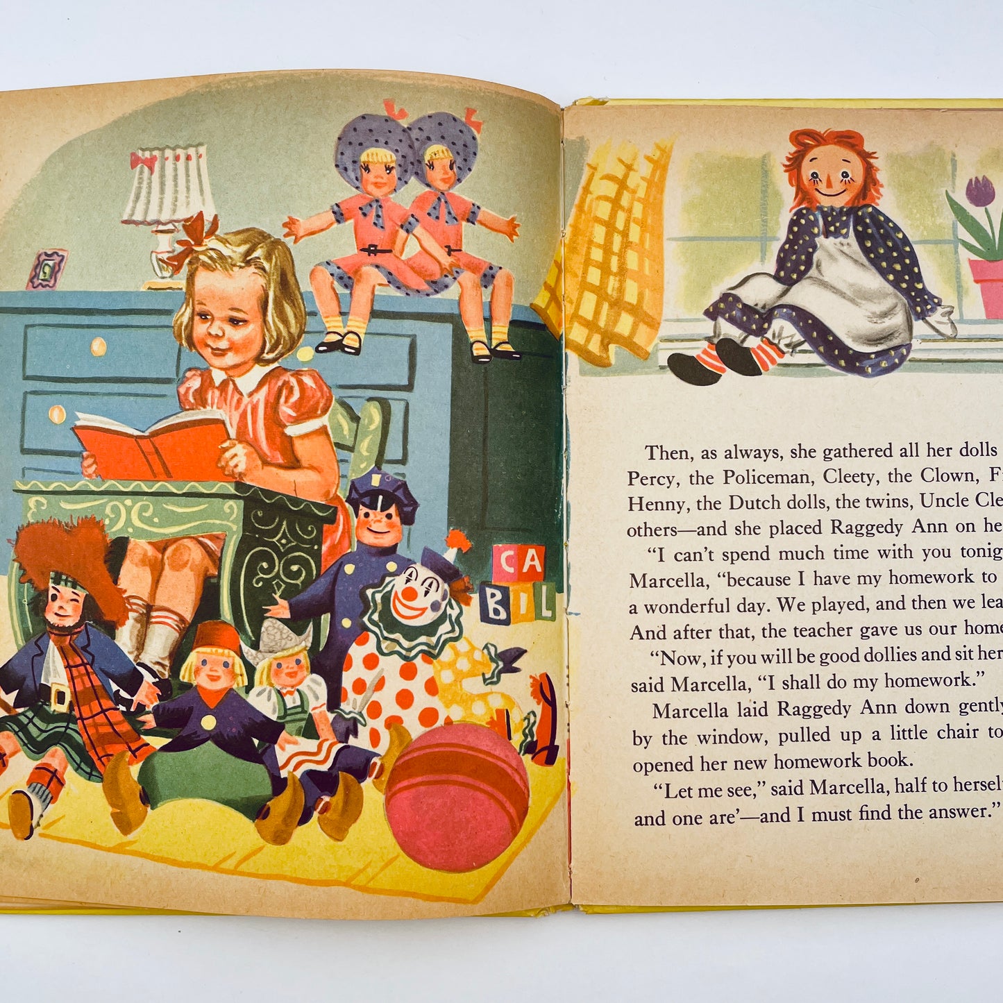 Raggedy Ann and Marcella's First Day at School