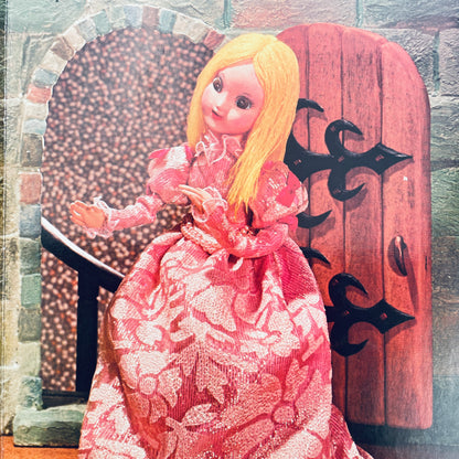 Sleeping Beauty (Giant 3-D Fairy Tale Books)