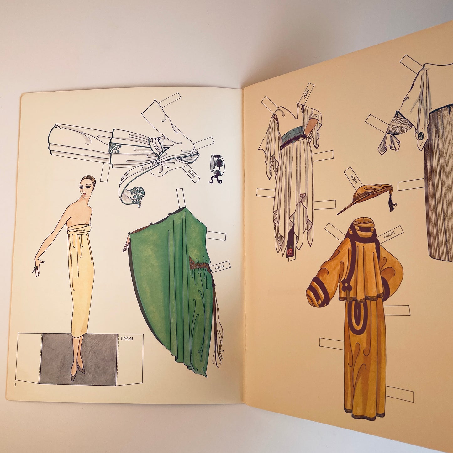 Erté Fashion Paper Dolls of the Twenties