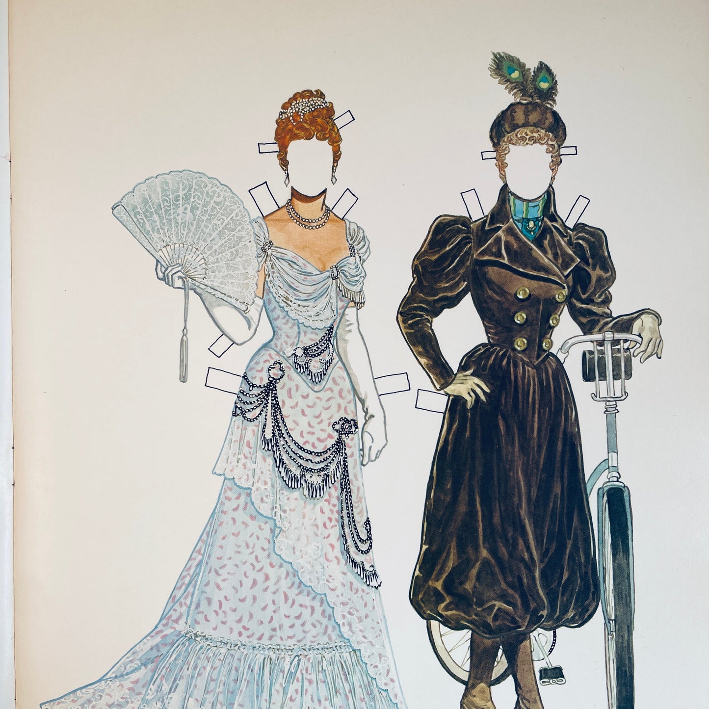 Great Fashion Designs of the Belle Epoque Paper Dolls