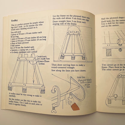 Presents: making them to match people (Practical Puffins Series)