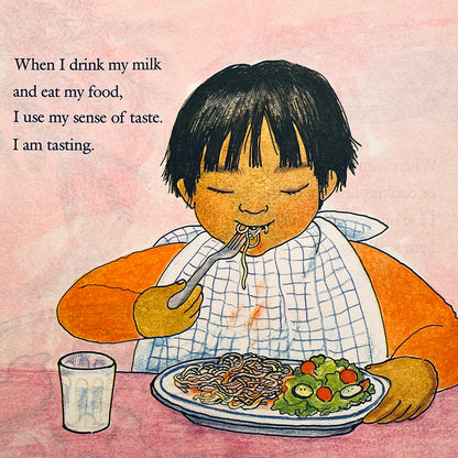 My Five Senses, rev. (Let's-Read-and-Find-Out Science Book)