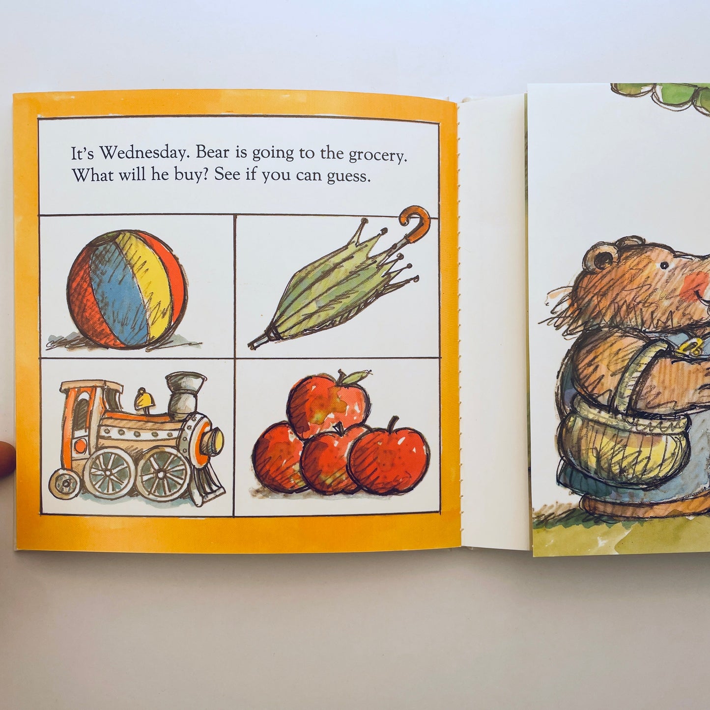 Bear Goes Shopping: A Guessing-Game Story