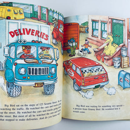 What Did You Bring? (Sesame Street Book Club)
