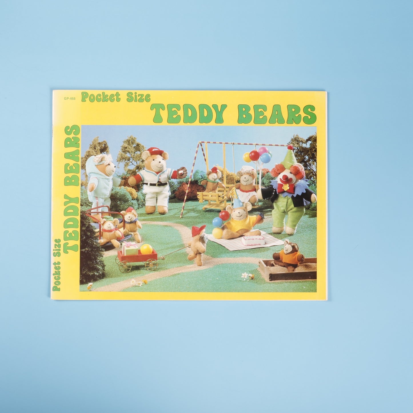Pocket Size Teddy Bears Sewing Book