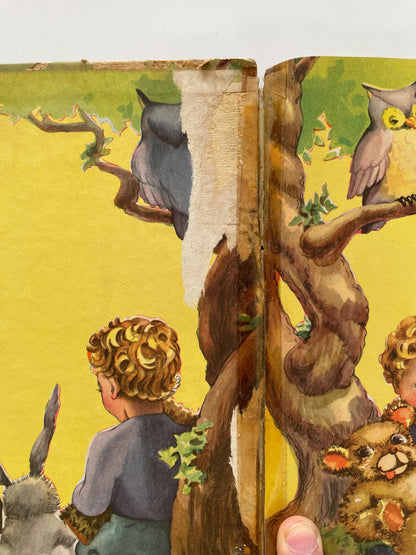 RARE 1946 Winnie the Pooh by A.A. Milne, illustrations by Helen Page