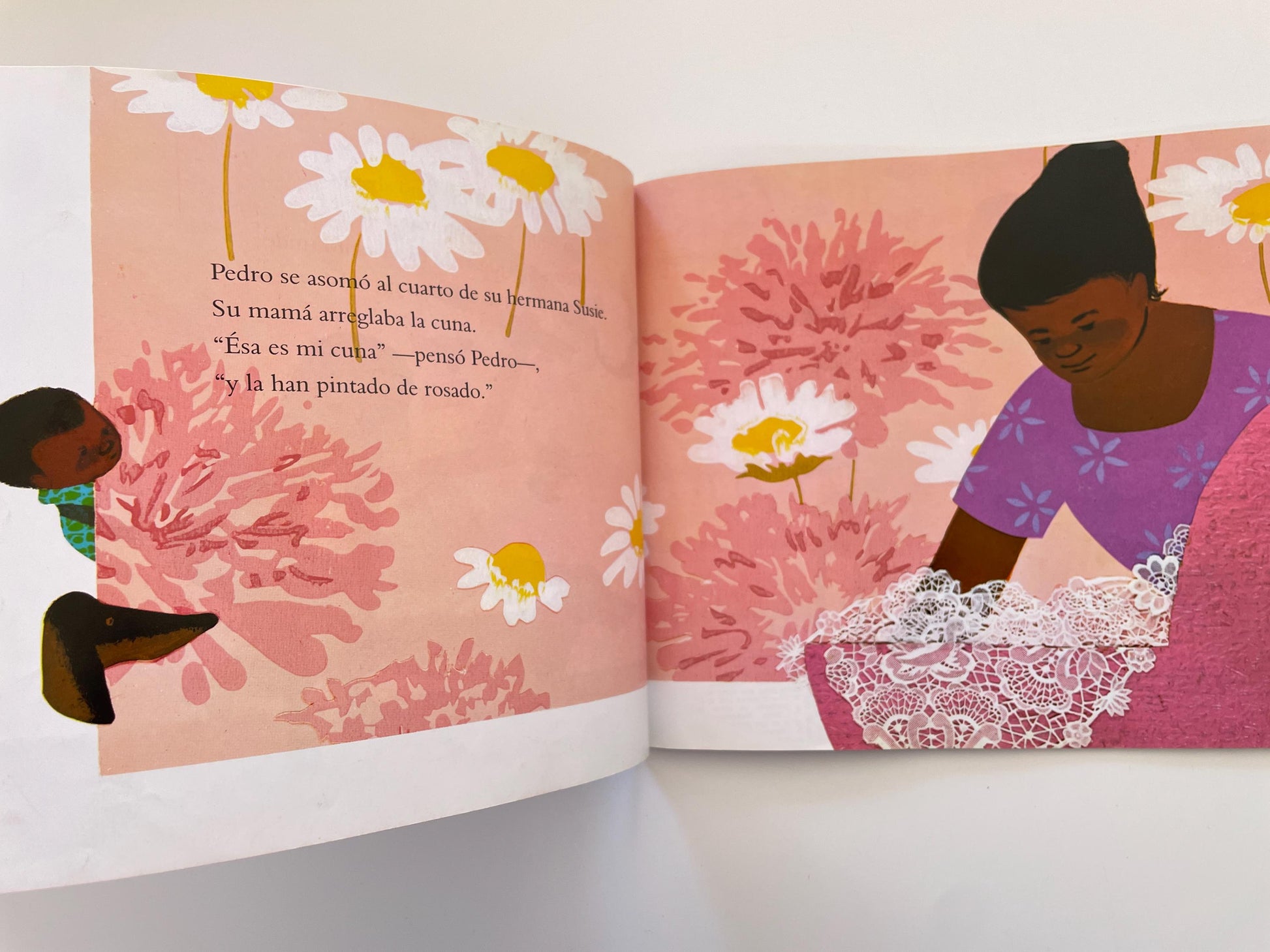 Spanish/ Espanol: La Silla de Pedro (Peter's Chair) by Ezra Jack Keats