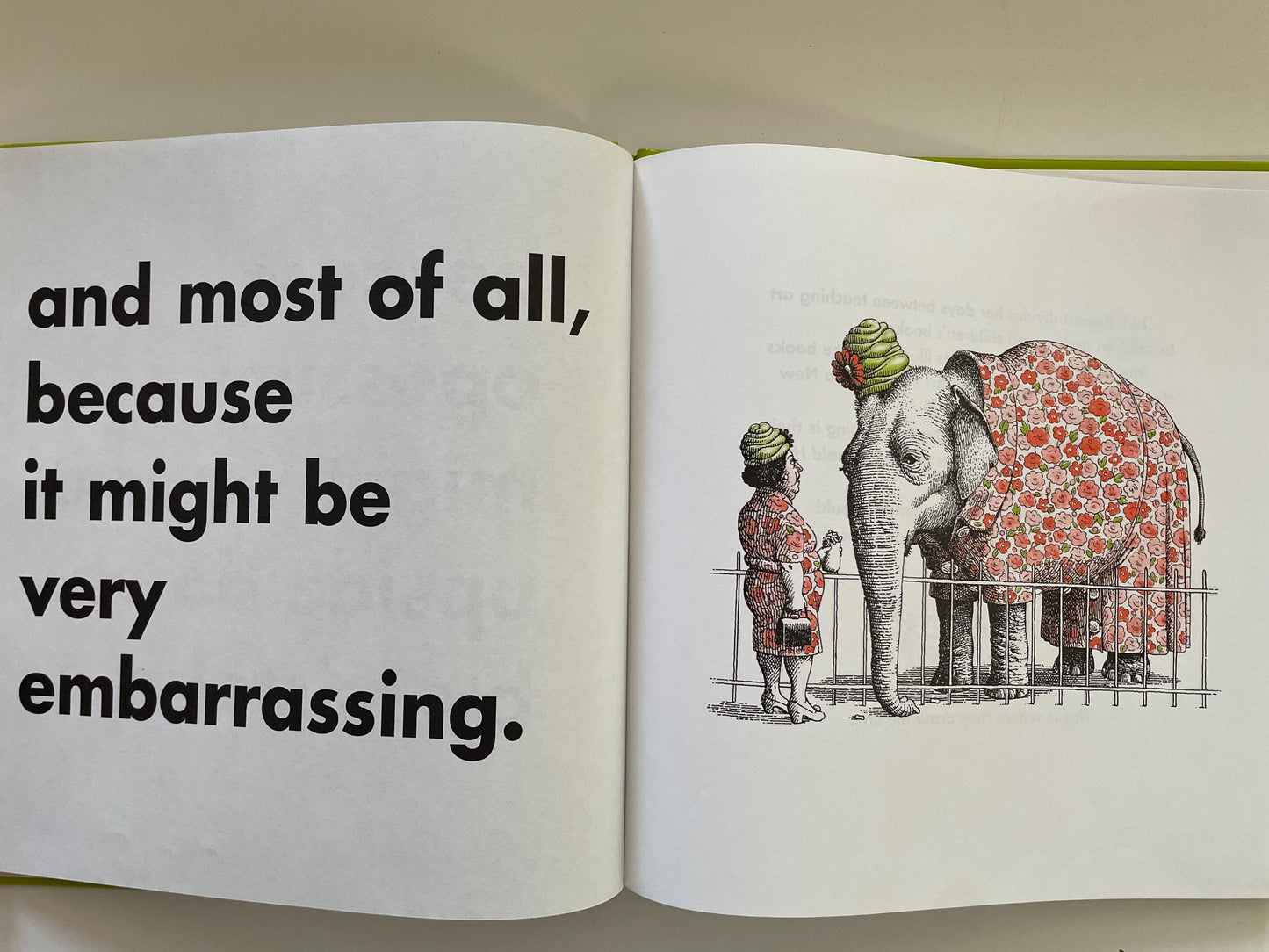 Animals should definitely not wear clothing by Judi Barrett, illustrations by Ron Barrett