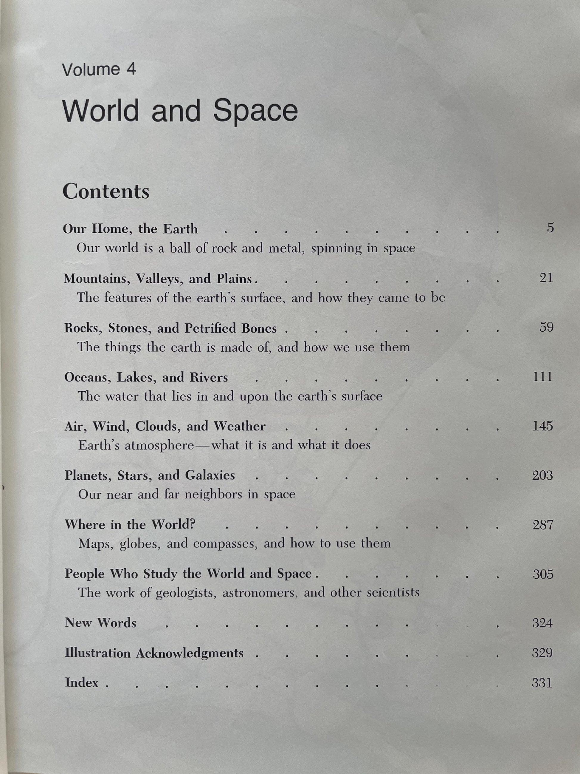 Childcraft: World and Space Volume 4