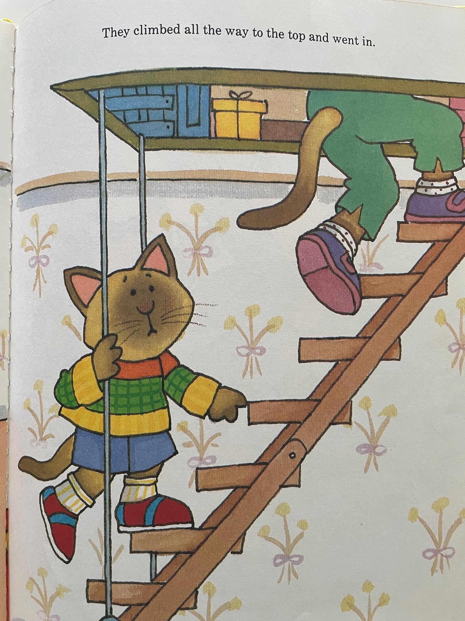 Kitten Kids and the Treasure Hunt by Tomie de Paola
