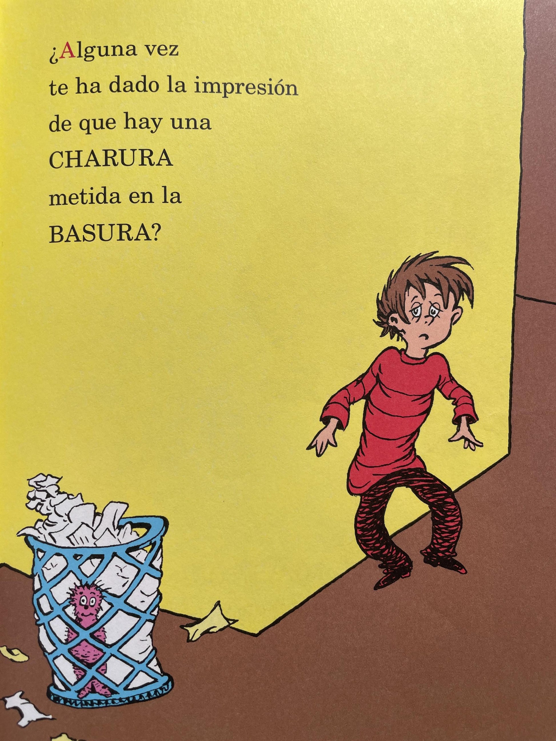 Hay un Molillo en mi Bolsillo! / There's a Wocket in my Pocket by Dr. Seuss
