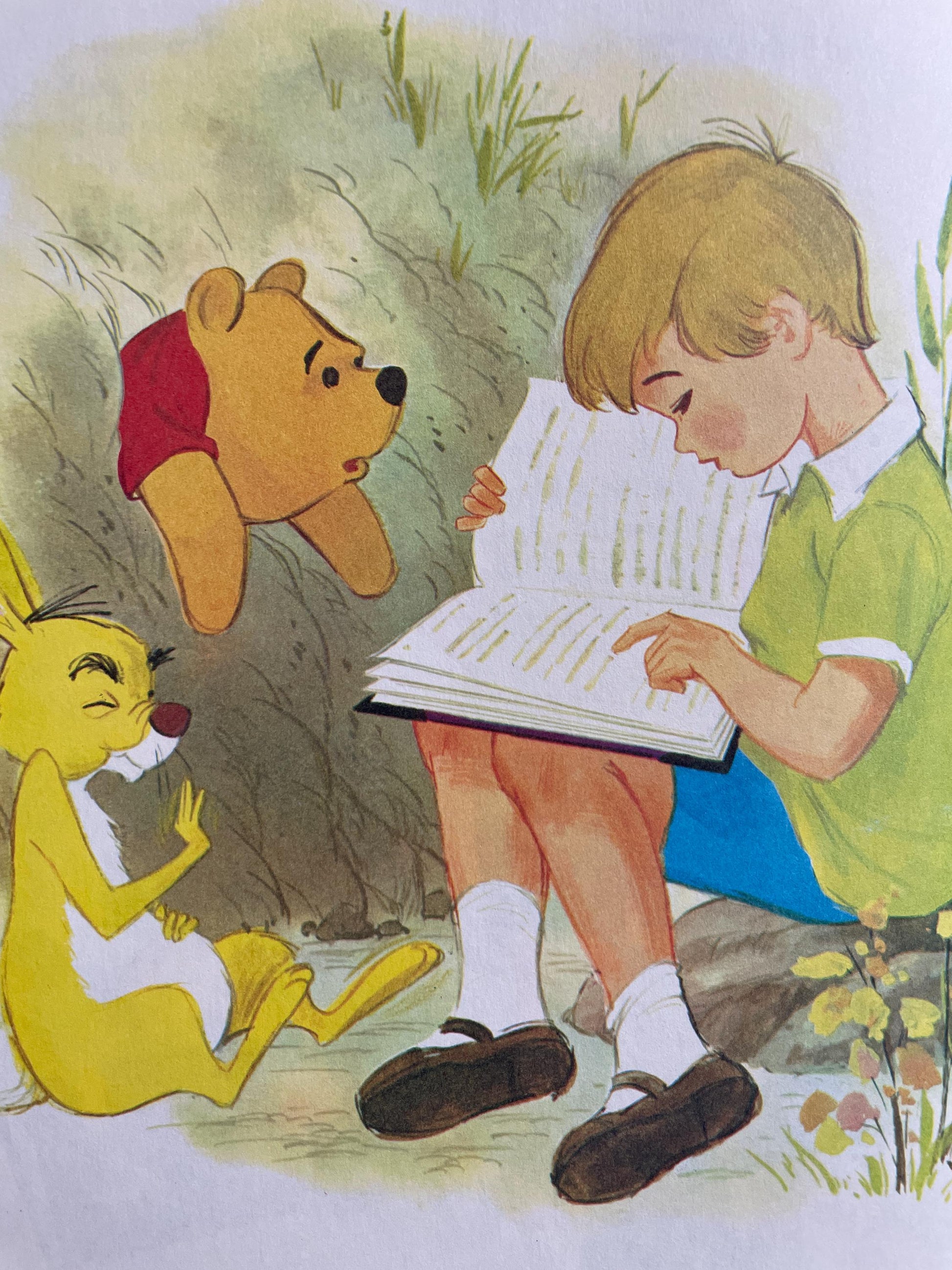 Winnie-the-Pooh: A Tight Squeeze (Walt Disney Big Golden Book)